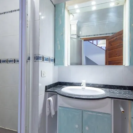 With View Ocean And Private Access To The Appartamento Playa de las Americas (Tenerife)